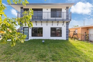 Plus de détails pour 634 NW 7th St, Florida City, FL - Multi-résidentiel à vendre
