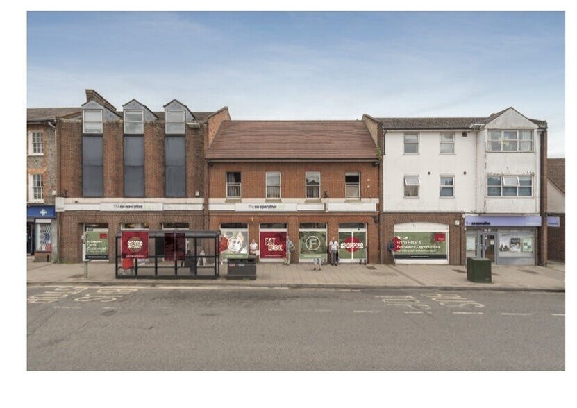 6-8 High St, Thame à louer - Photo du bâtiment - Image 3 de 3