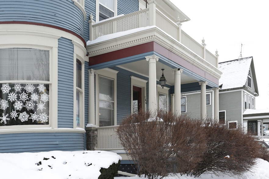 166 Lafayette Ave NE, Grand Rapids, MI for sale - Building Photo - Image 3 of 3