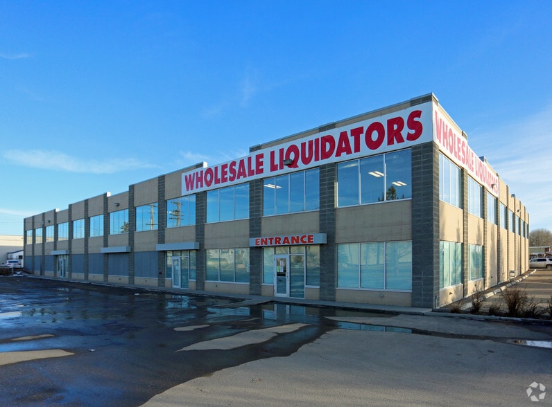 14715 131st Ave NW, Edmonton, AB à louer - Photo du bâtiment - Image 2 de 7