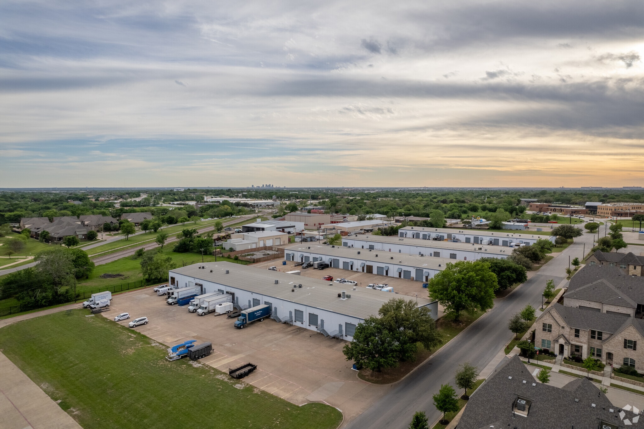 8212 Northeast Pky, North Richland Hills, TX for lease Building Photo- Image 1 of 9