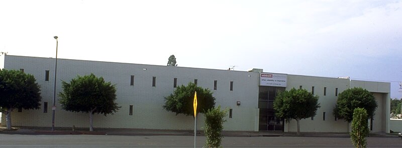 2723-2727 S La Cienega Blvd, Los Angeles, CA à louer - Photo du bâtiment - Image 2 de 14