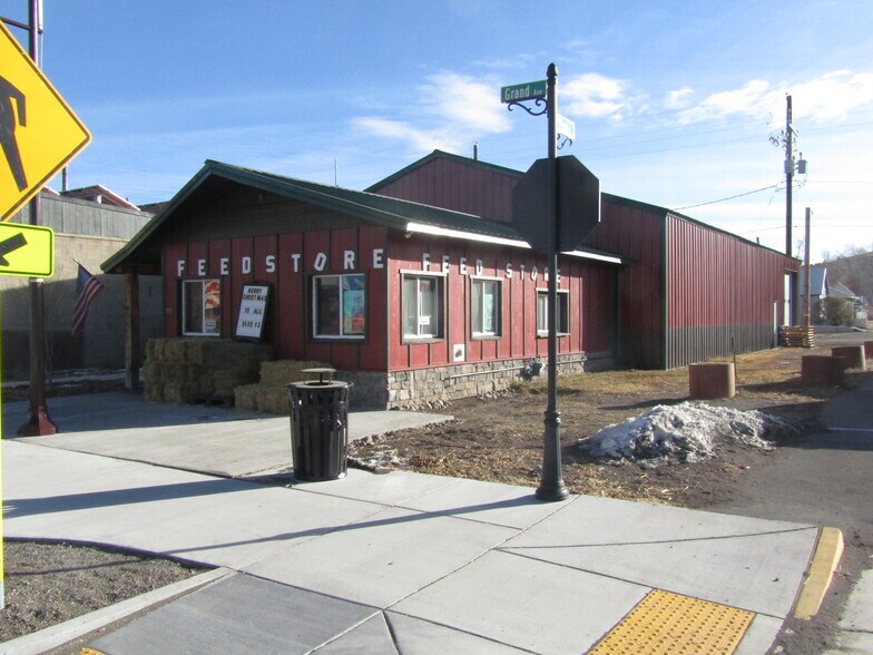 505 Grand Ave, Del Norte, CO à vendre - Photo du bâtiment - Image 2 de 11
