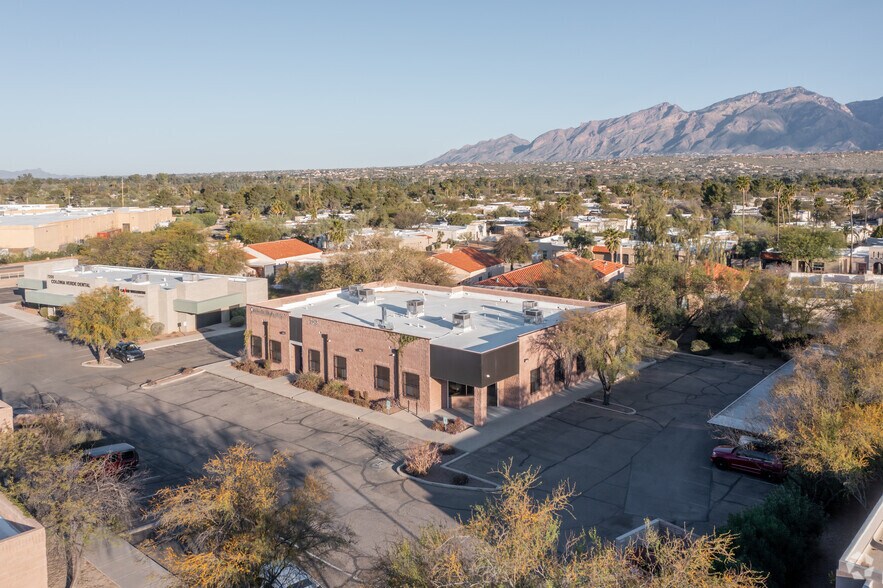 7265 E Tanque Verde Rd, Tucson, AZ à louer - Aérien - Image 2 de 4