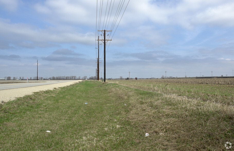 SEC Ritchie Rd, Rochelle, IL à louer - Photo du bâtiment - Image 3 de 6