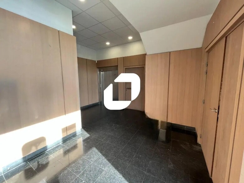 Office in VILLENEUVE-D'ASCQ for lease - Interior Photo - Image 2 of 6
