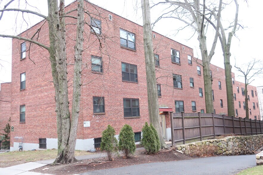 48-50 Harvard Ave, Brookline, MA à vendre - Photo du bâtiment - Image 1 de 25