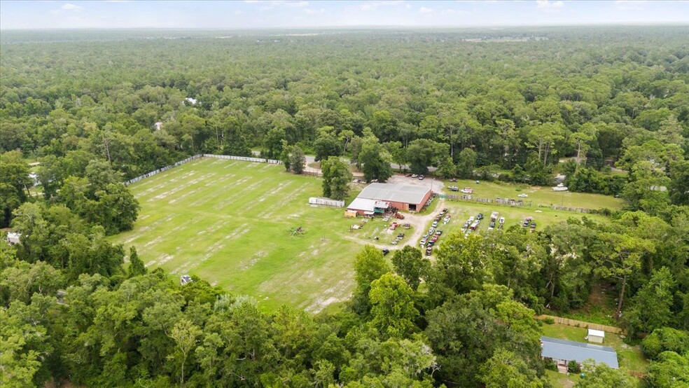 572 Woodville Hwy, Crawfordville, FL for sale - Primary Photo - Image 1 of 48