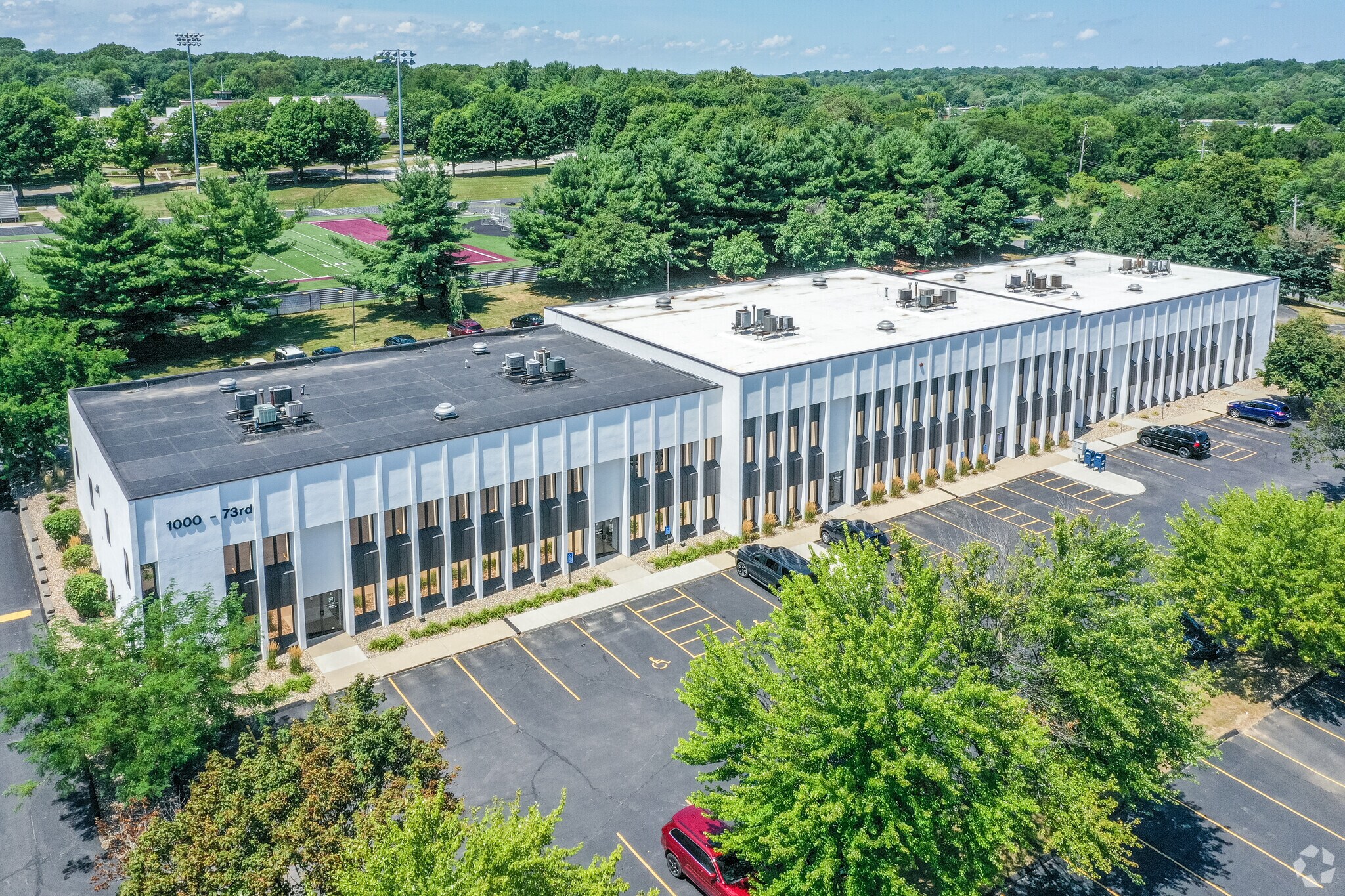 1000 73rd St, West Des Moines, IA à vendre Photo principale- Image 1 de 6