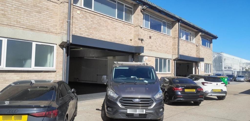 Unit 3 Brunswick Rd, Ashford for lease Building Photo- Image 1 of 6