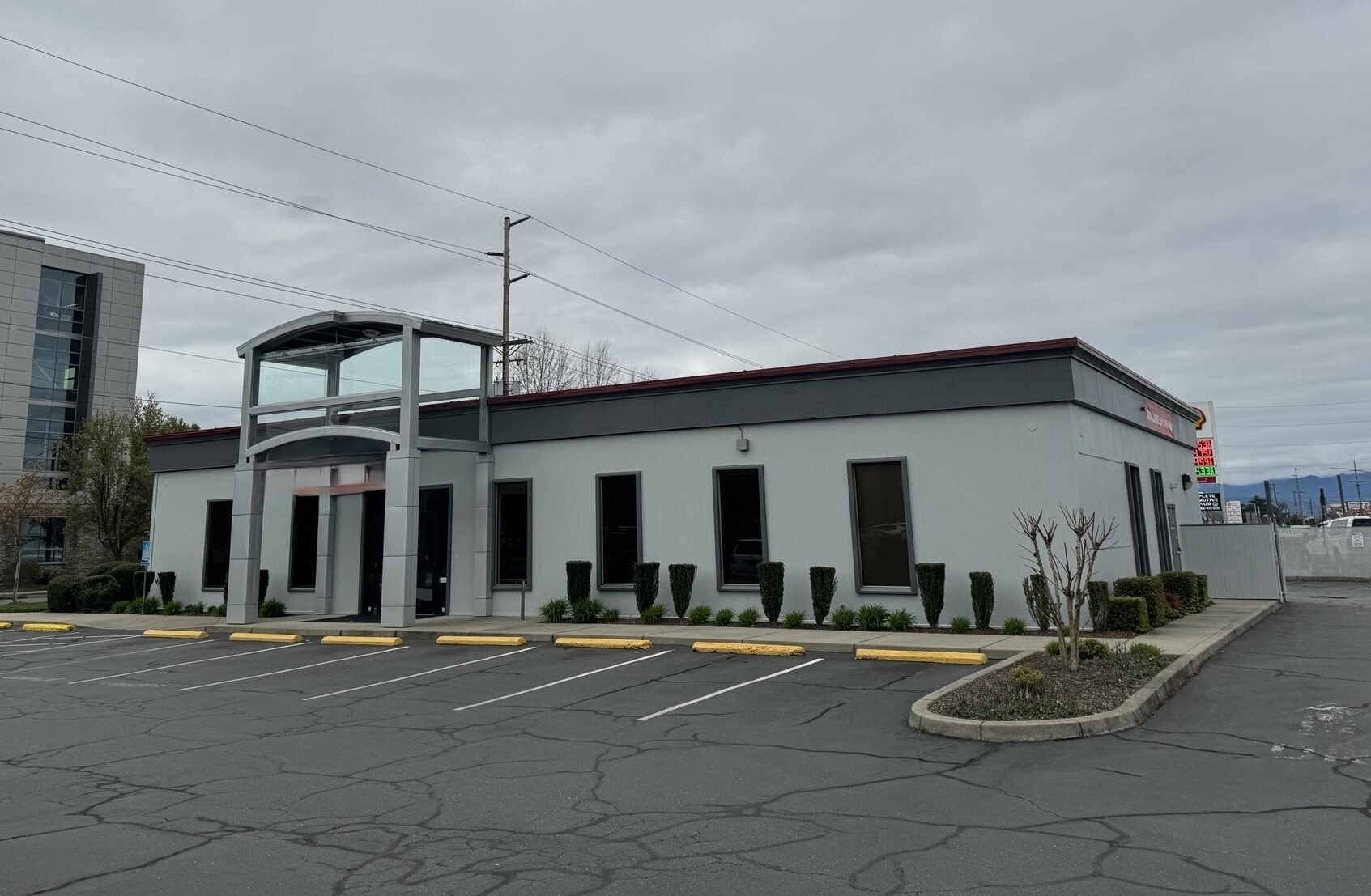 590 Union Ave, Grants Pass, OR for sale Primary Photo- Image 1 of 15