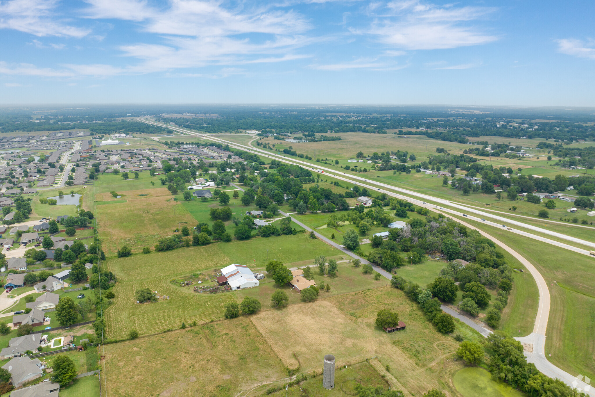 12734 N 135th Ave E, Collinsville, OK for sale Primary Photo- Image 1 of 24