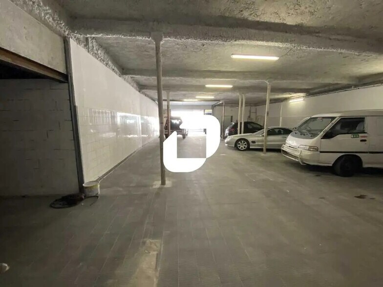 Flex in Bordeaux for lease - Building Photo - Image 2 of 11