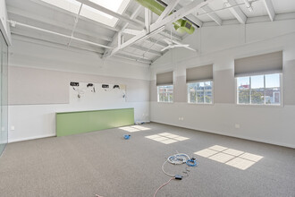 560-568 Brannan St, San Francisco, CA for lease Interior Photo- Image 2 of 9