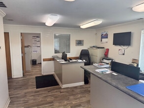 4620 Virginia Ave, Kansas City, MO à louer Photo intérieure- Image 2 de 3