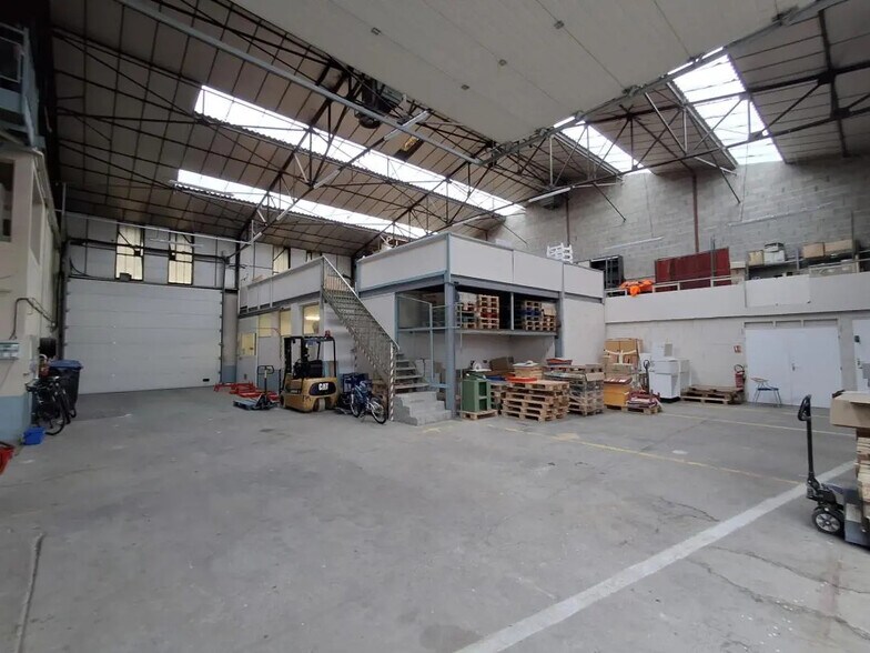 Flex in Villefranche-sur-Saône for sale - Interior Photo - Image 1 of 6