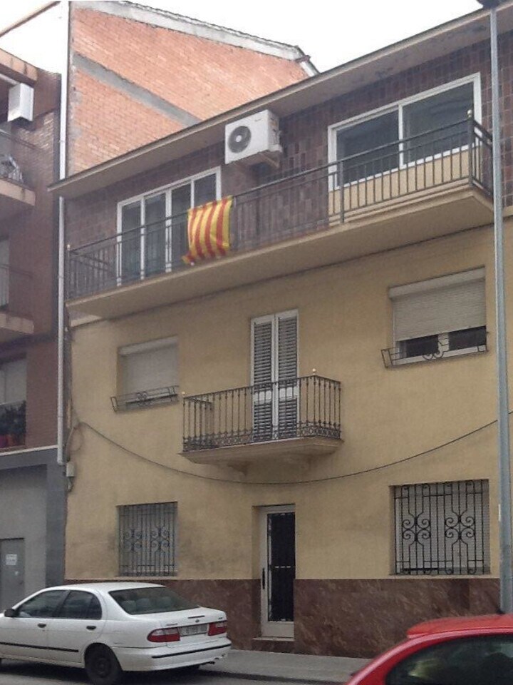 Avenida Catalunya, 29, Mollerussa, Lérida for sale Primary Photo- Image 1 of 2