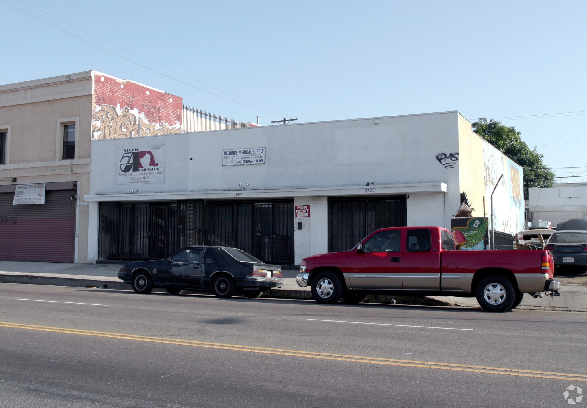2616-2620 W 54th St, Los Angeles, CA for lease Building Photo- Image 1 of 4