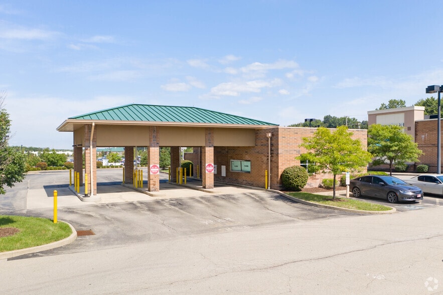 1055 N Hermitage Rd, Hermitage, PA for sale - Primary Photo - Image 1 of 3