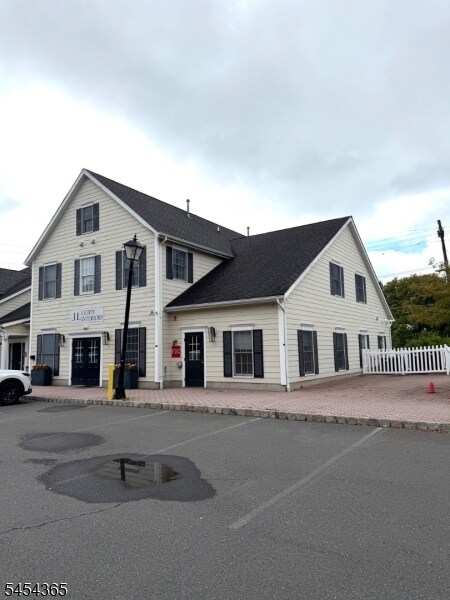 Plus de détails pour 378-390 Route 518, Skillman, NJ - Commerce de détail à louer