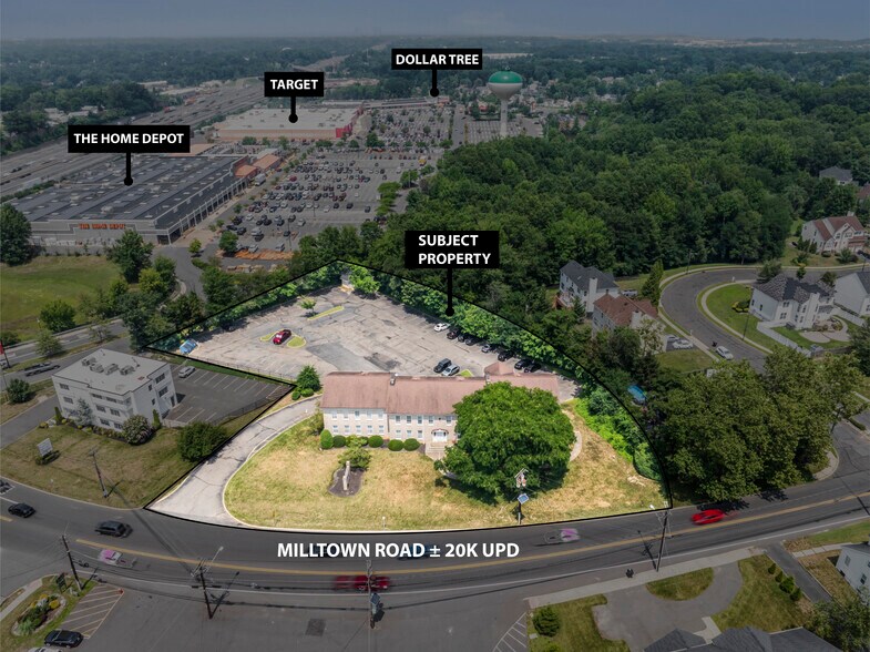 330 Milltown Rd, East Brunswick, NJ à vendre - Photo du bâtiment - Image 3 de 33