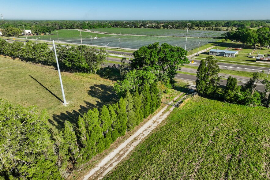 701 E State Road 60, Plant City, FL à vendre - Photo du bâtiment - Image 3 de 93