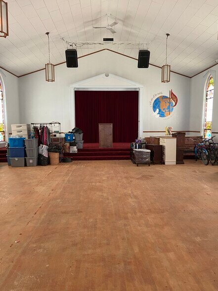 332 State St, Ripon, WI à vendre - Photo du bâtiment - Image 3 de 10