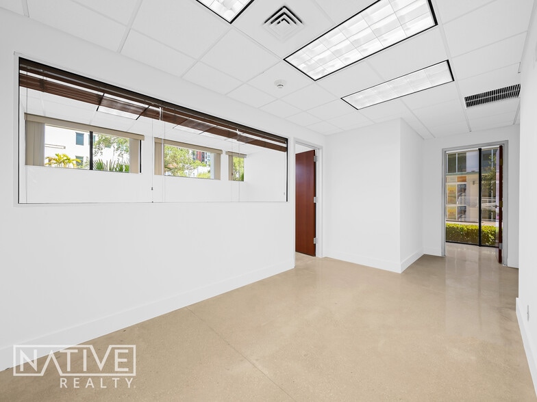 707 NE 3rd Ave, Fort Lauderdale, FL à louer - Photo intérieure - Image 2 de 54