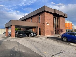 1735 S 300 W, Salt Lake City, UT for lease Interior Photo- Image 1 of 8