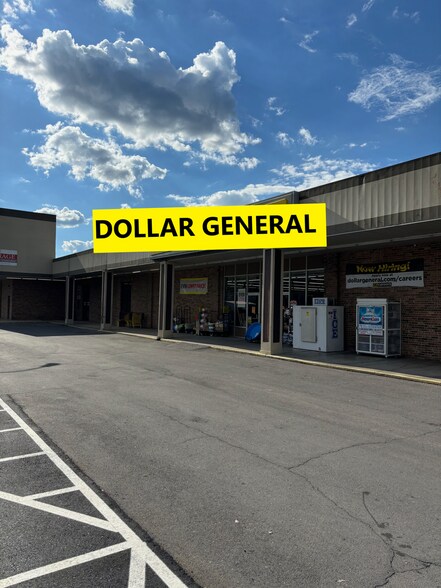 216 W Broadway, Newport, TN for lease - Building Photo - Image 3 of 3