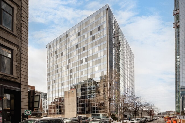Plus de détails pour 740 Rue Notre-Dame O, Montréal, QC - Bureau, Commerce de détail à louer