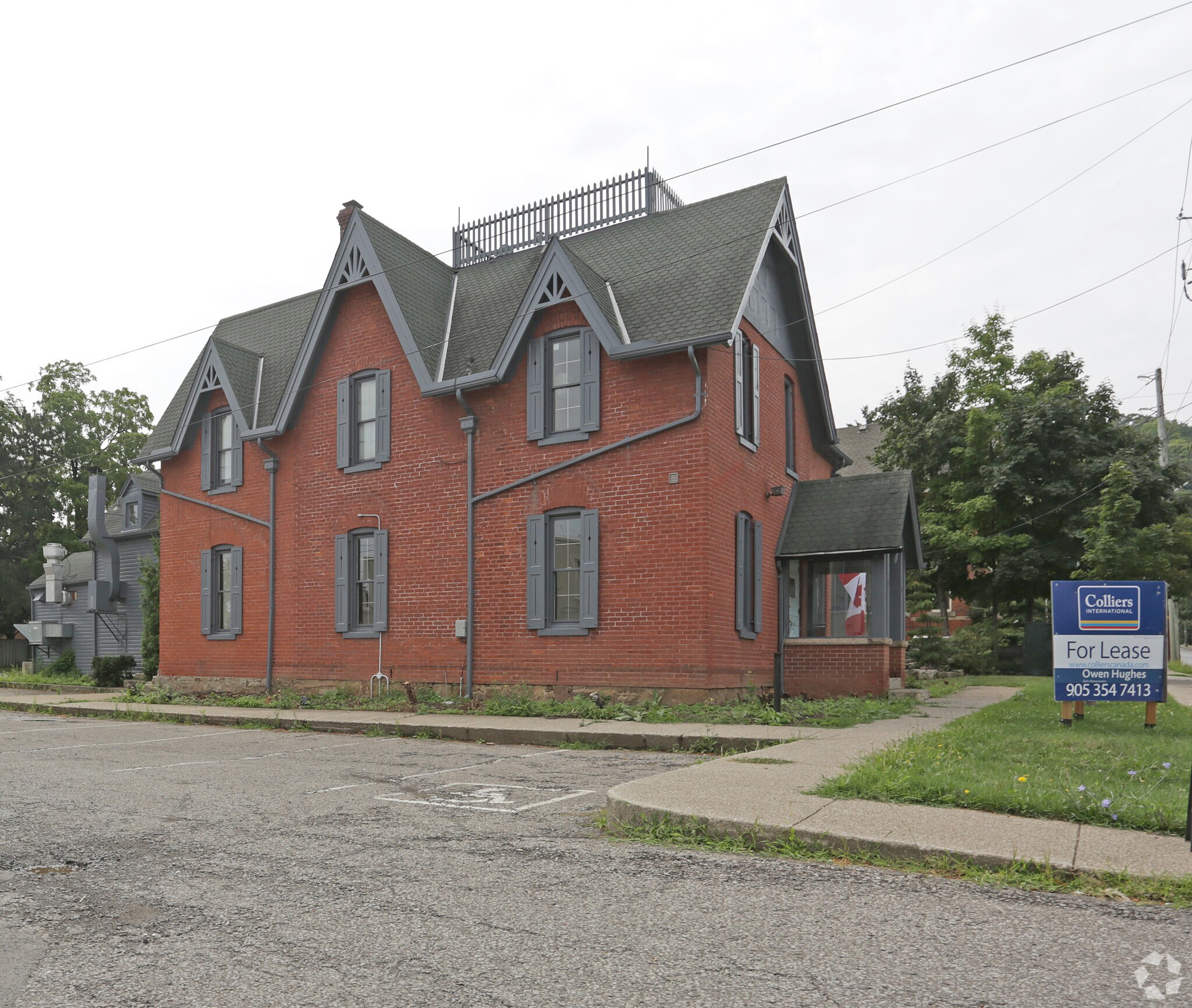 13 Mountain St, Grimsby, ON for sale Primary Photo- Image 1 of 1