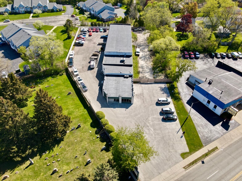 N91W17174 Appleton Ave, Menomonee Falls, WI à louer - Photo du bâtiment - Image 2 de 3