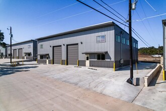 10100 Darden Hill Rd, Austin, TX for lease Interior Photo- Image 1 of 36