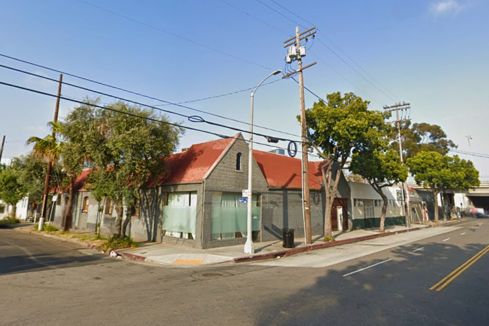 831 Venice Blvd, Los Angeles, CA à louer Photo principale- Image 1 de 20
