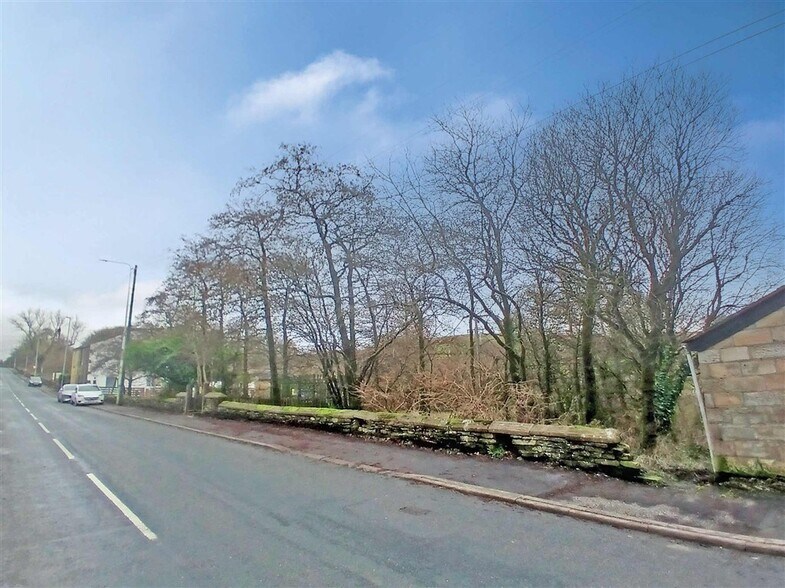 147 Todmorden Rd, Bacup à vendre - Photo du bâtiment - Image 2 de 5