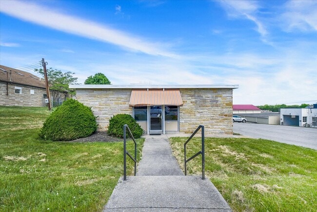 More details for 104 N 7th St, Lemoyne, PA - Office for Sale