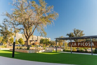 2860 Military dr, San Antonio, TX à louer Photo intérieure- Image 2 de 23