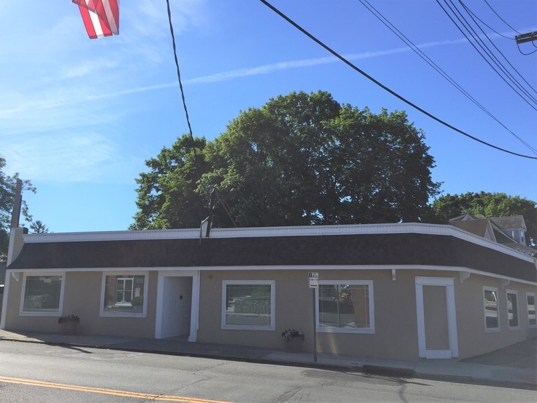 636 N Broadway, White Plains, NY à vendre Photo principale- Image 1 de 5