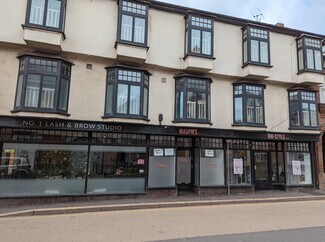 Plus de détails pour 56-62 Fore St, Cullompton - Commerce de détail à louer