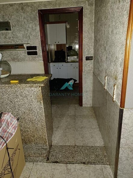 Commerce de détail dans Torrelavega à vendre - Photo du bâtiment - Image 2 de 10