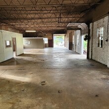 1150-1156 Sweeten Creek Rd, Asheville, NC for lease Interior Photo- Image 2 of 3