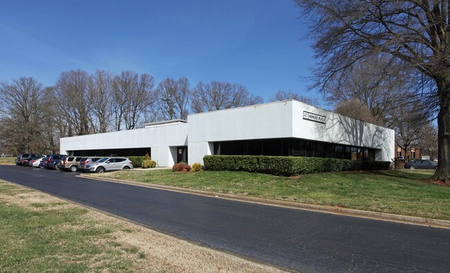 Plus de détails pour 421 Minuet Ln, Charlotte, NC - Bureau à louer
