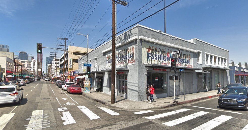 419-431 E 11th St, Los Angeles, CA à louer - Photo du bâtiment - Image 3 de 6