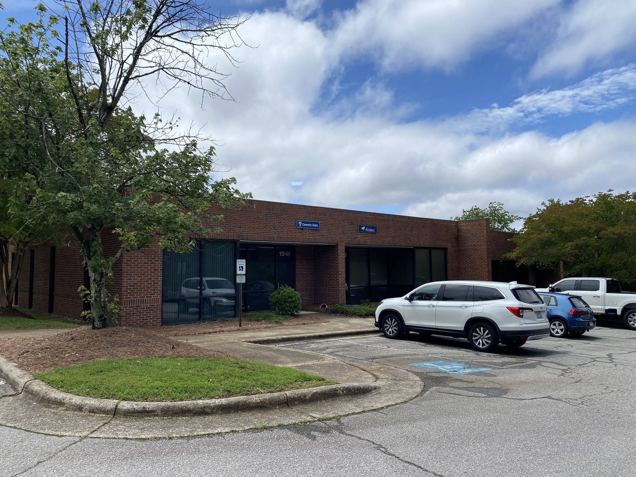 1941-1949 Evans Rd, Cary, NC for lease Building Photo- Image 1 of 3