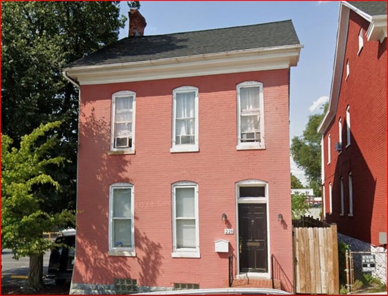 228 E Washington St, Hagerstown, MD for sale - Building Photo - Image 3 of 46