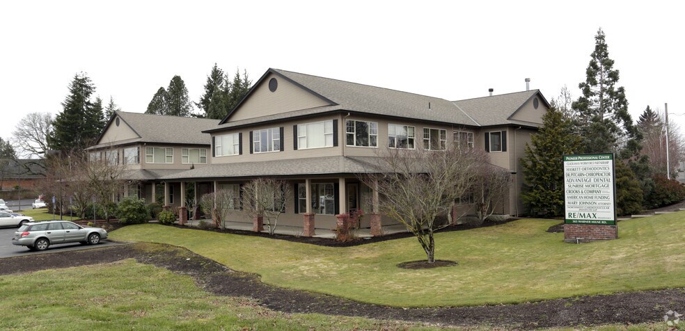 365 Warner Milne Rd, Oregon City, OR à louer - Photo du bâtiment - Image 2 de 10