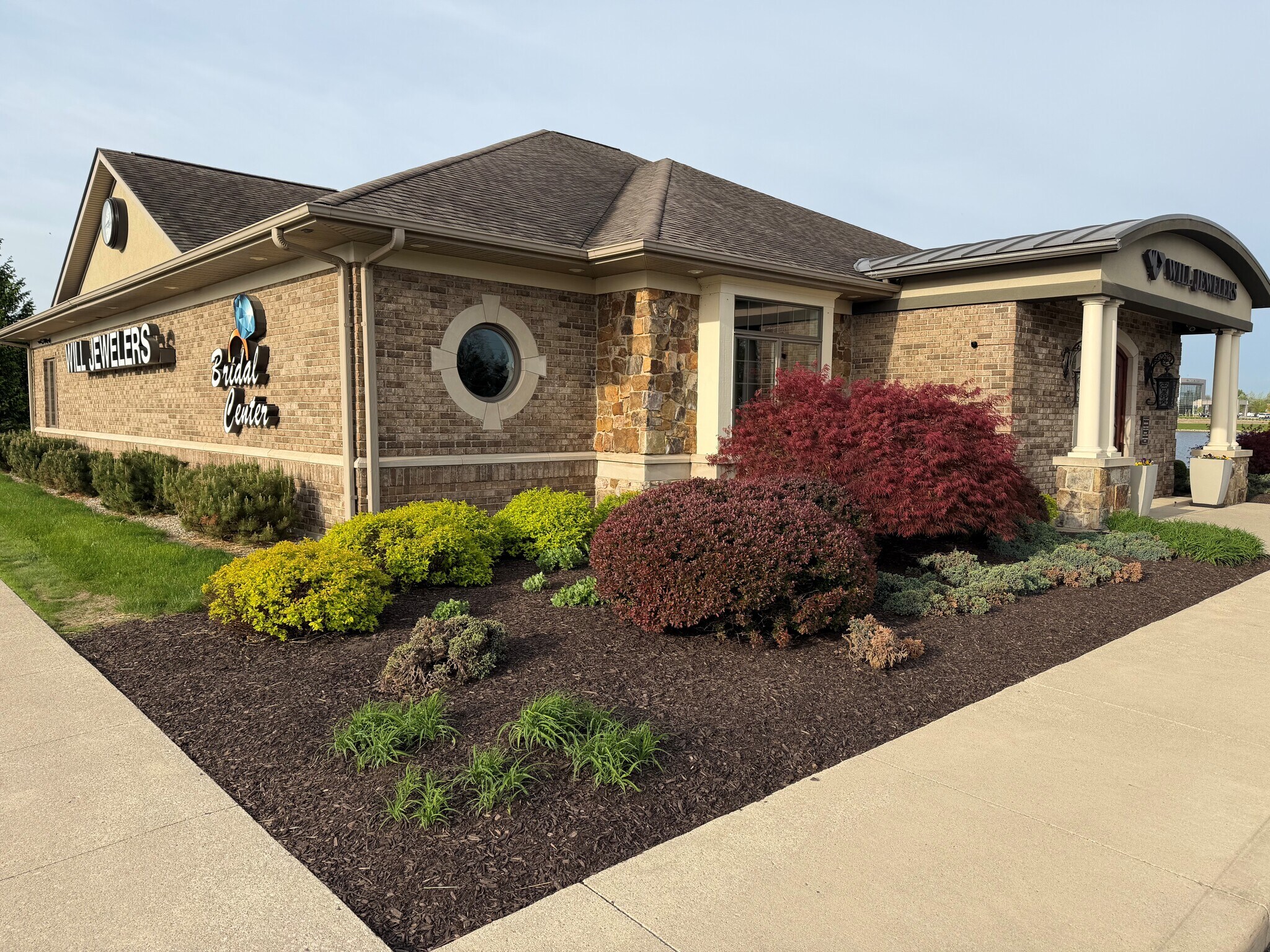 7814 Carnegie Blvd, Fort Wayne, IN à vendre Photo du bâtiment- Image 1 de 3