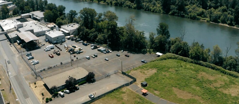 1105-1375 Front St NE, Salem, OR à vendre - Photo du bâtiment - Image 2 de 4