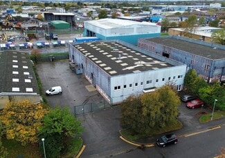 Plus de détails pour 2 Abingdon Rd, Poole - Industriel à louer